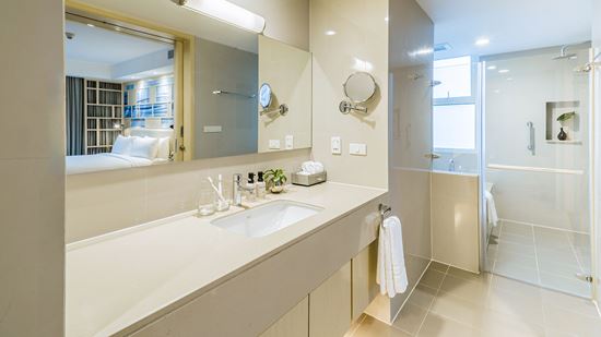 One Bedroom Corner Suite
